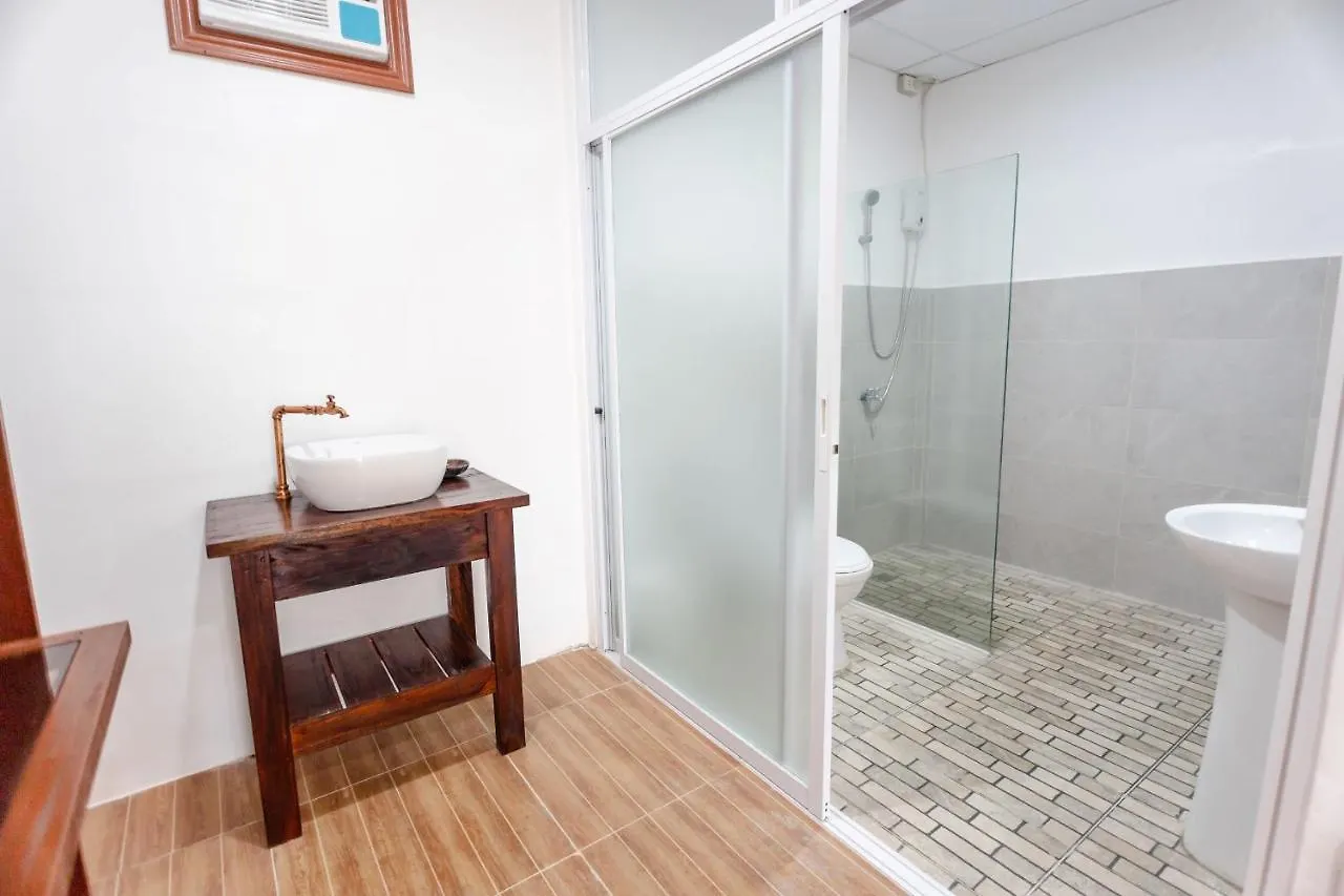 Madison Garden And Residences 팡라오 B&B