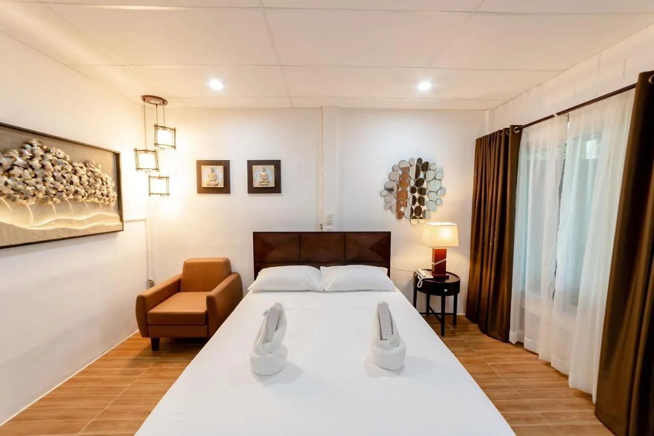 Madison Garden And Residences 팡라오 0*,  필리핀
